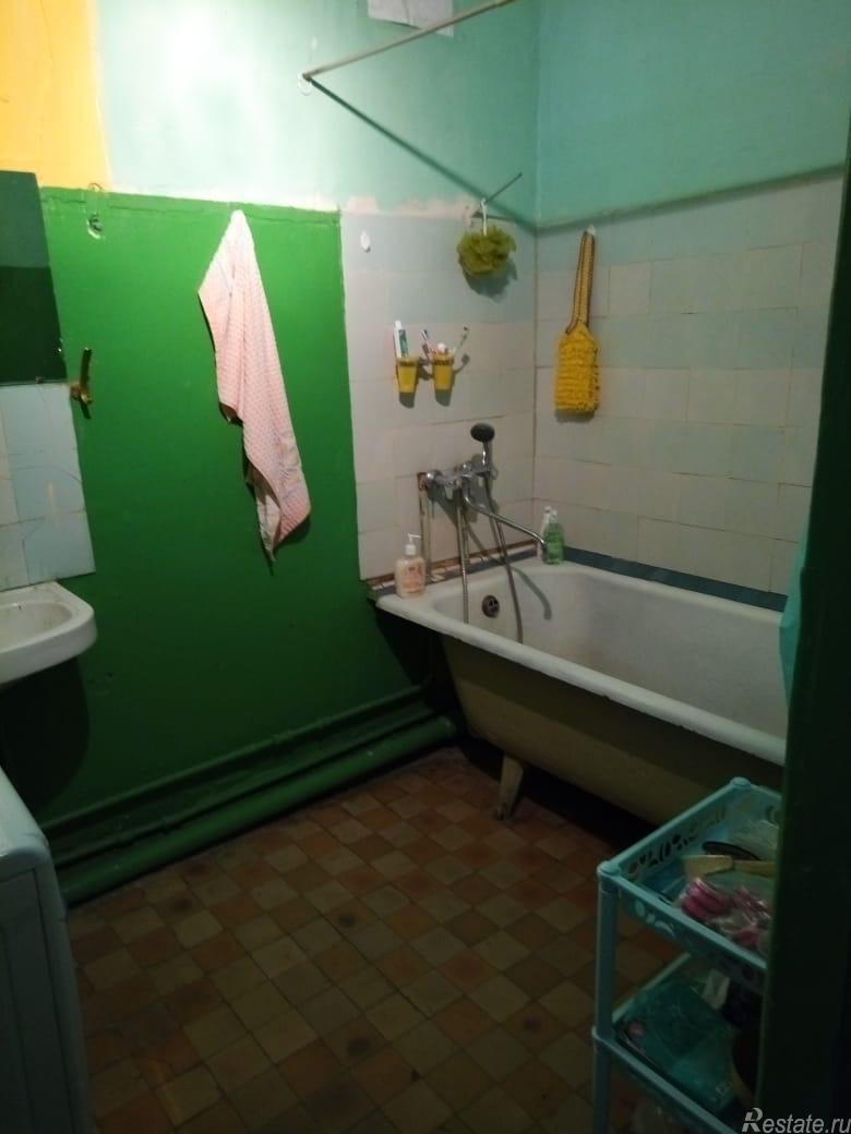 Продажа 3-комн квартиры на вторичном рынке Душинская ул ,  д. 6