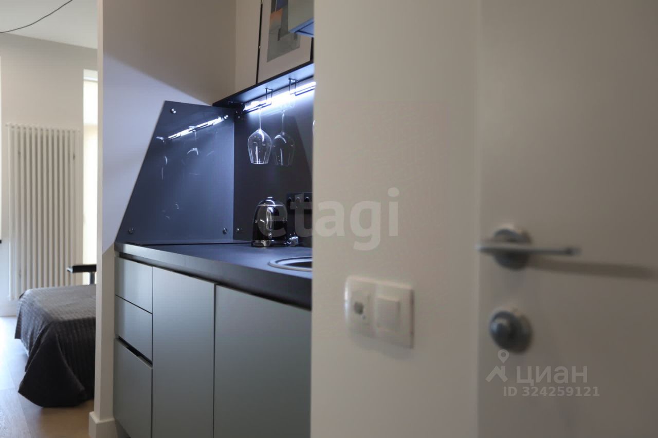 Продажа студии Летниковская улица, 13