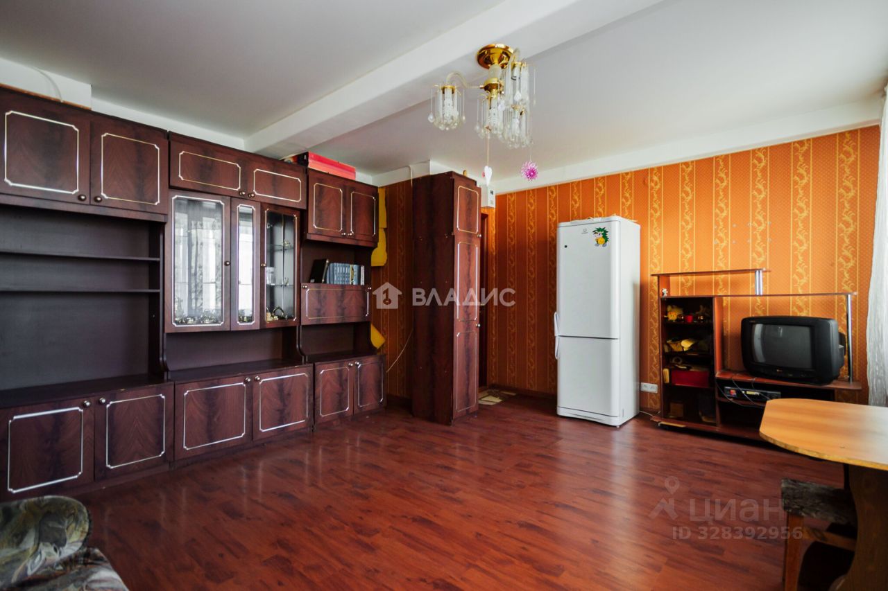 Продажа 4-комн квартиры на вторичном рынке Светлановский проспект, 46К1