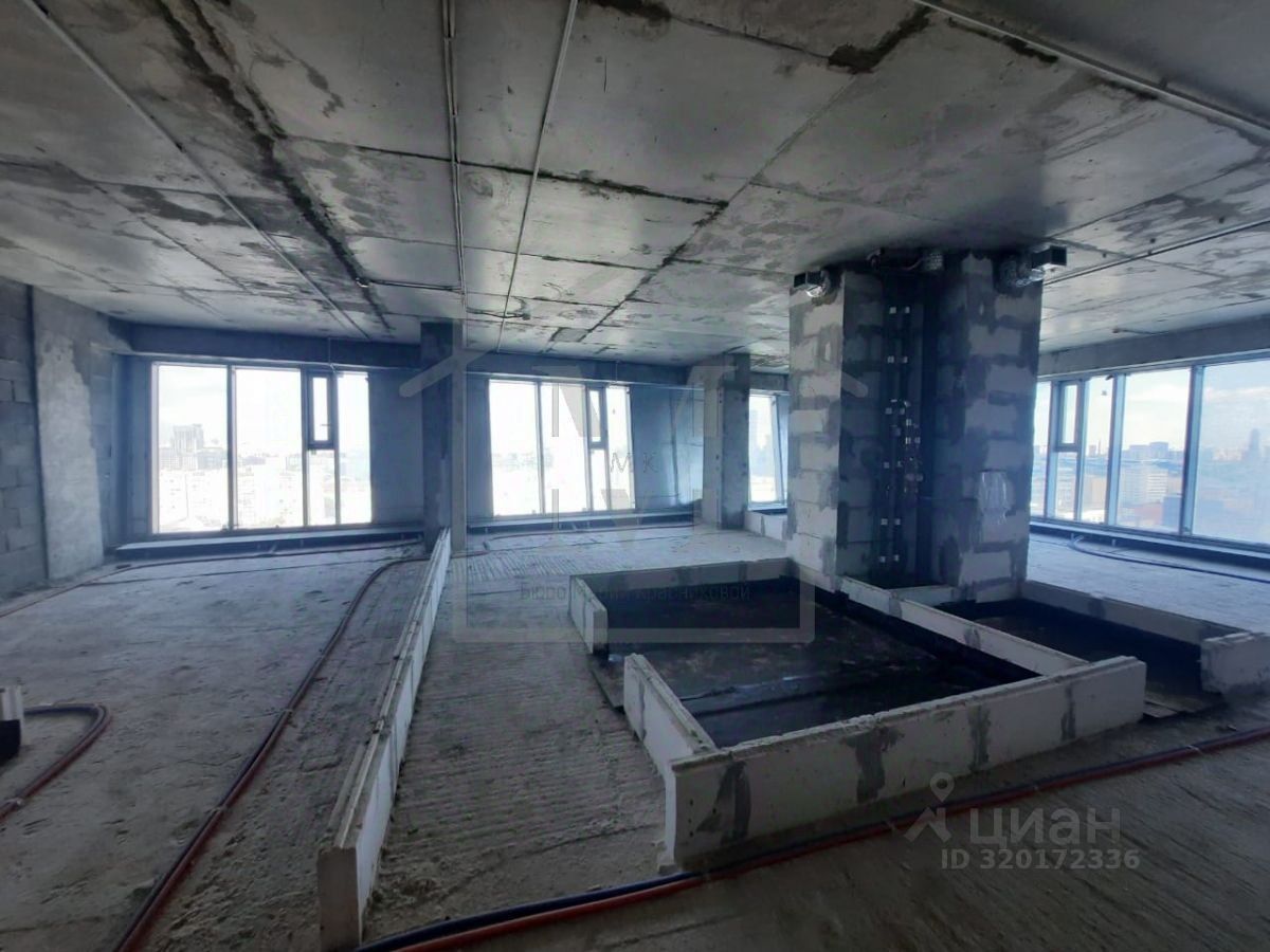 Продажа 3-комн квартиры на вторичном рынке Мытная улица, 40к2