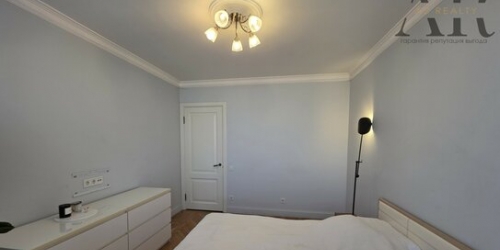 2-комн квартира Ленинский пр-кт,  д. 85
