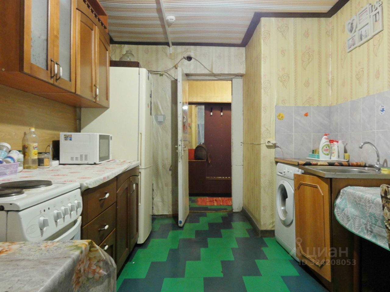 Продажа 4-комн квартиры на вторичном рынке аллея Поликарпова, 1