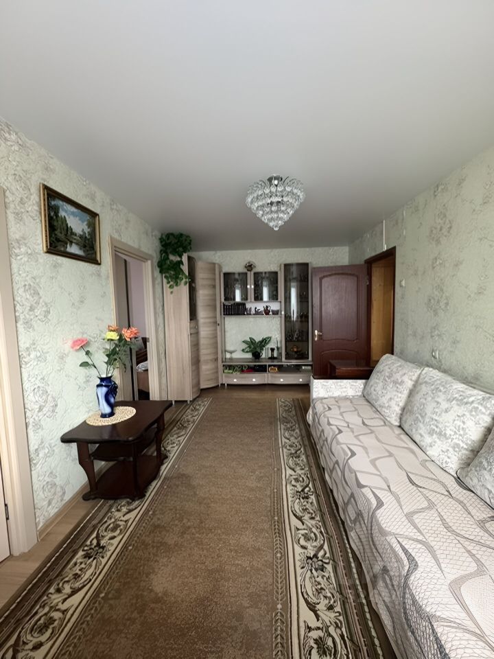 Продажа 4-комн квартиры на вторичном рынке Жуковский, улица Луч, 25