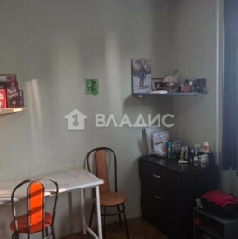 Продажа 1-комн квартиры на вторичном рынке Октябрьский пгт, 60 лет Победы ул,  д. 3
