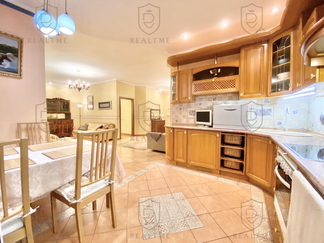 Аренда 2-комн квартиры на вторичном рынке Большая Серпуховская улица, 25С2