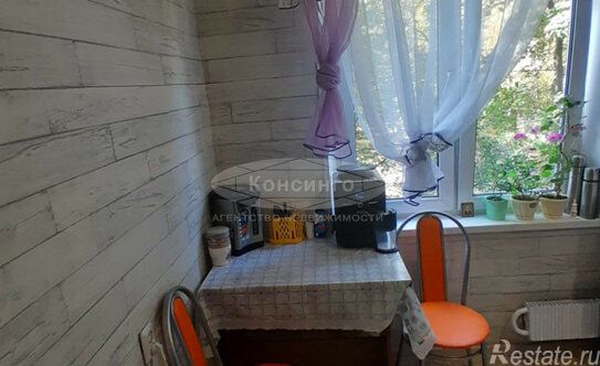 Продажа 3-комн квартиры на вторичном рынке Хабаровская улица,  д. 1