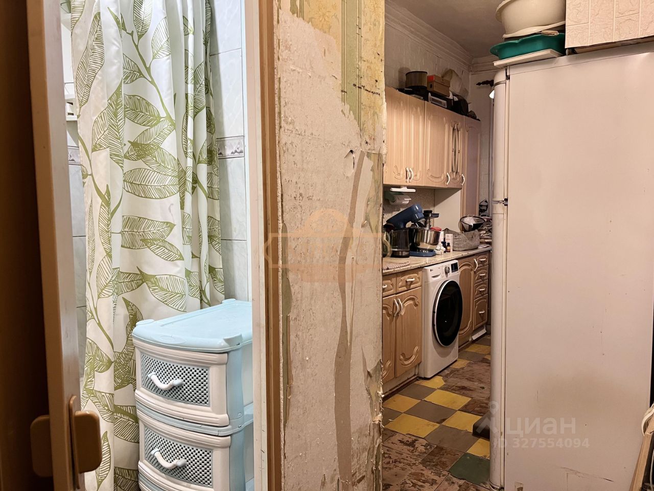 Продажа 3-комн квартиры на вторичном рынке улица Лабутина, 20-22Б