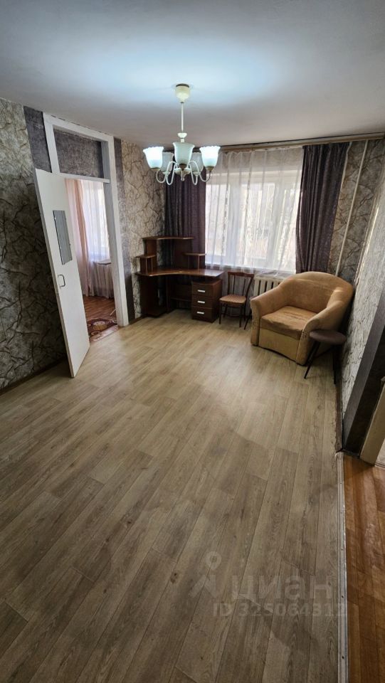 Продажа 2-комн квартиры на вторичном рынке 1-й мкр,  д. 13