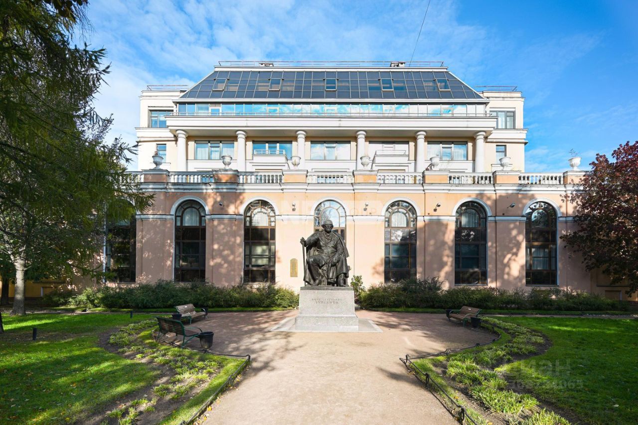 Продажа 5-комн квартиры на вторичном рынке Итальянская улица, 12а
