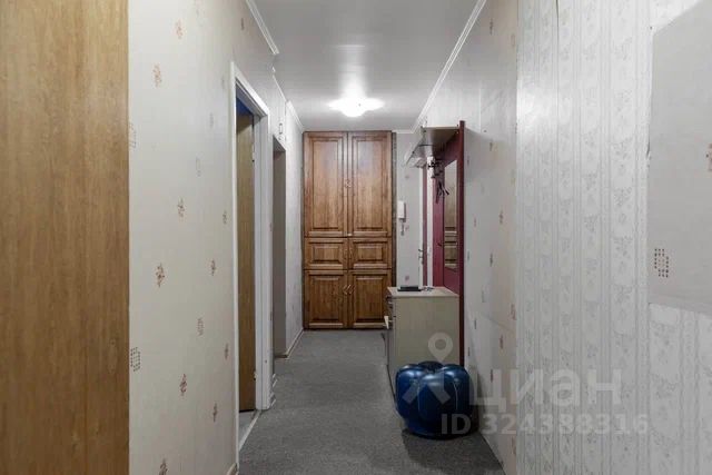 Продажа 2-комн квартиры на вторичном рынке Новолесная улица, 18К1