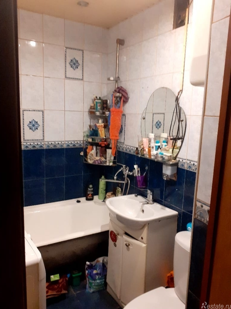 Продажа 2-комн квартиры на вторичном рынке Белоозёрский г, Молодежная ул,  д. 1