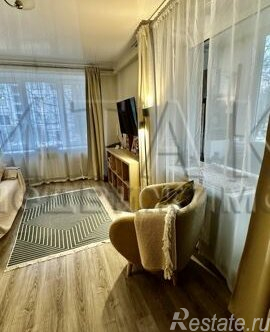 Продажа 1-комн квартиры на вторичном рынке улица Карпинского,  д. 36 к6