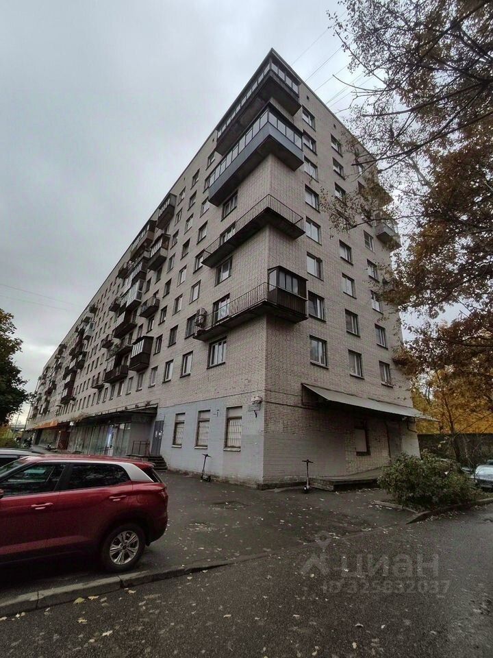 Продажа 3-комн квартиры на вторичном рынке Дачный проспект, 33К1