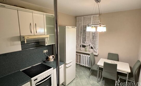 Аренда 2-комн квартиры на вторичном рынке Каменщики Б. ул,  д. 6