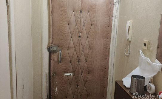 Продажа 2-комн квартиры на вторичном рынке Серпухов, улица Космонавтов,  д. 32