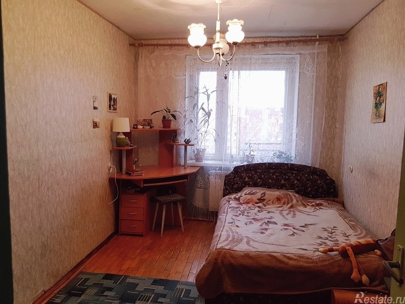 Продажа 2-комн квартиры на вторичном рынке Петергоф г., Чебышевская ул. ,  д. 8,  к. 2