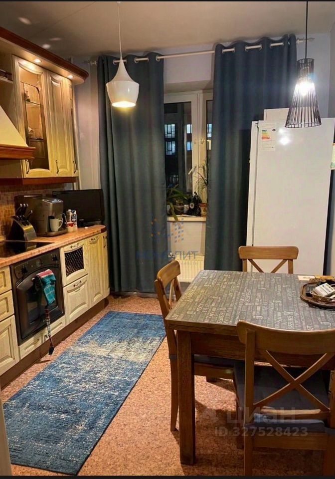 Продажа 2-комн квартиры на вторичном рынке Ленинский проспект, 107к3