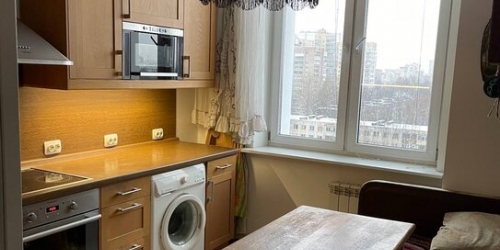 2-комн квартира ул Вавиловых,  д. 13,  к. 4