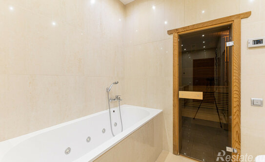 Продажа 5-комн квартиры на вторичном рынке Смоленский 1-й пер,  д. 17