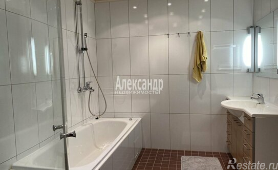 Продажа 2-комн квартиры на вторичном рынке улица Графтио,  д. 3