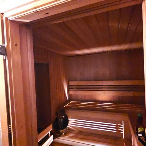 Отдельное здание Стрельнинская улица,  д. 3