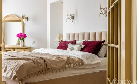 Продажа 3-комн квартиры на вторичном рынке Садовая ул,  д. 29 литБ