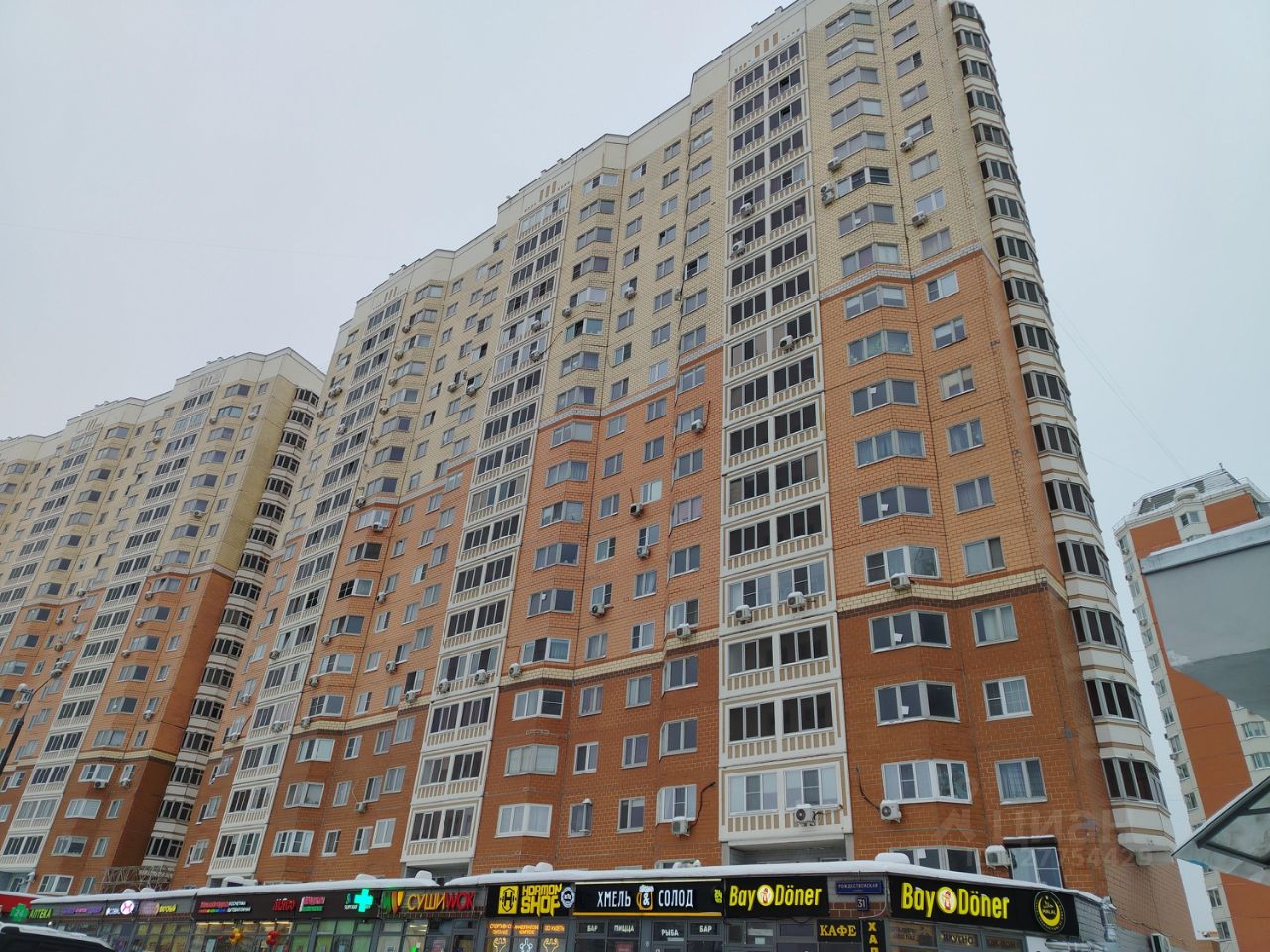 Продажа 3-комн квартиры на вторичном рынке Рождественская улица, 31