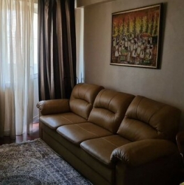 Продажа 2-комн квартиры на вторичном рынке ул Зоологическая,  д. 26,  к. 2