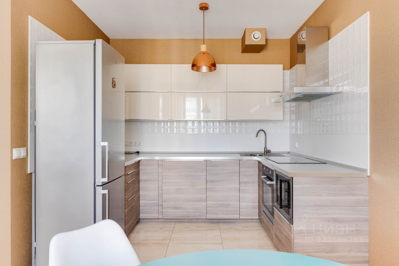 Аренда 2-комн квартиры на вторичном рынке набережная Обводного Канала, 108