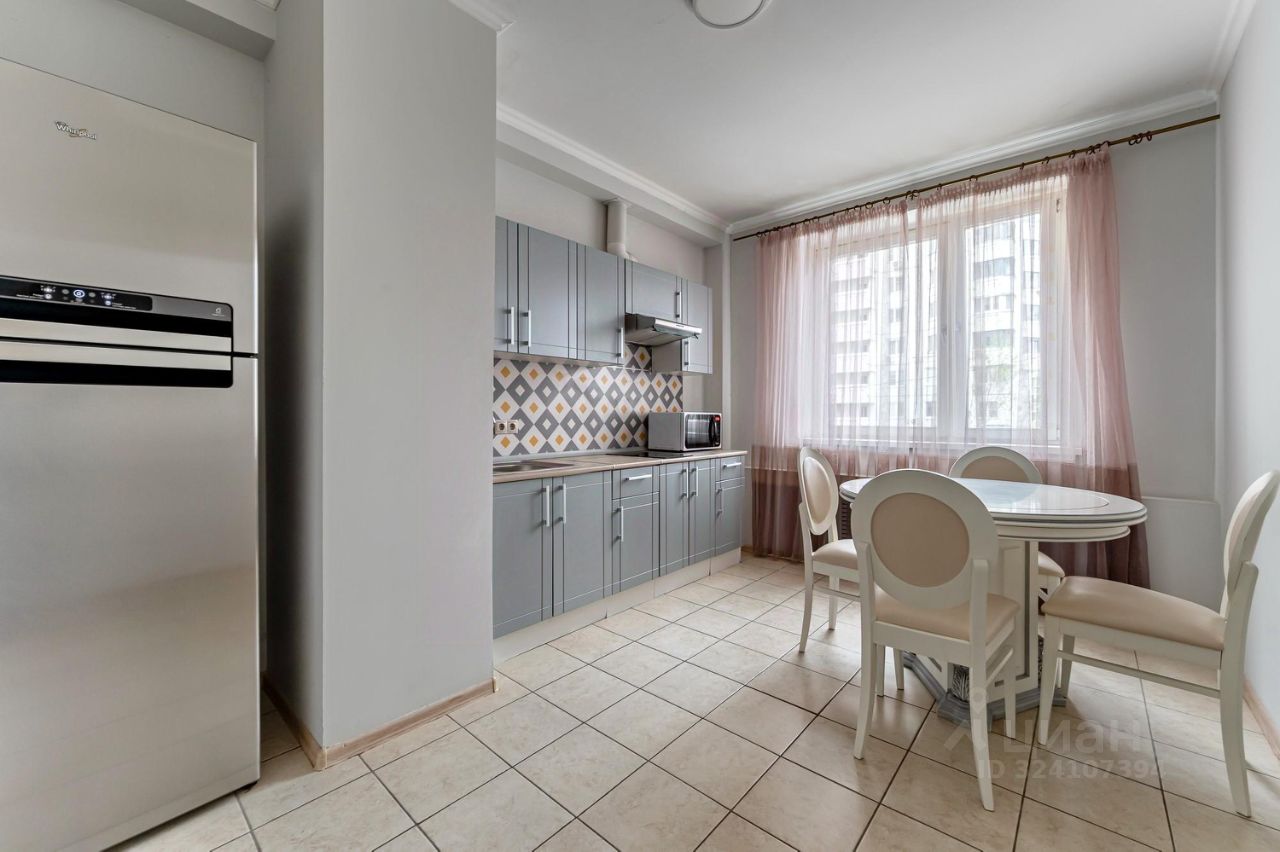 Аренда 1-комн квартиры на вторичном рынке Нагатинская набережная, 10к3