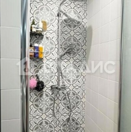 Продажа 3-комн квартиры на вторичном рынке ул Москворечье,  д. 31,  к. 1