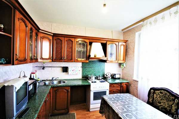 Продажа 3-комн квартиры на вторичном рынке Каринское, Говорова ул,  д. 52