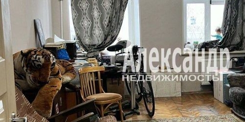 3-комн квартира улица Декабристов, 36/1