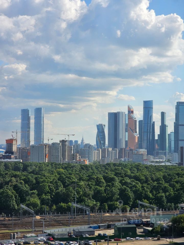 Продажа 1-комн квартиры на вторичном рынке Хорошевское шоссе, 12к1