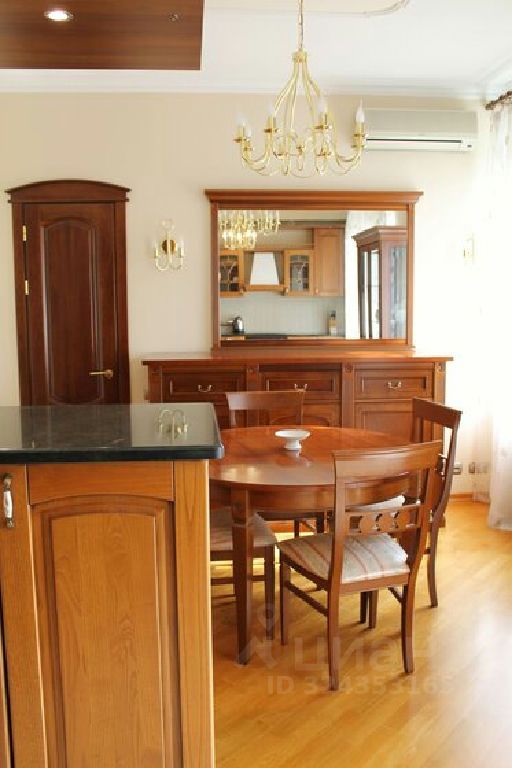 Продажа 4-комн квартиры на вторичном рынке переулок Большой Головин,  д. 2