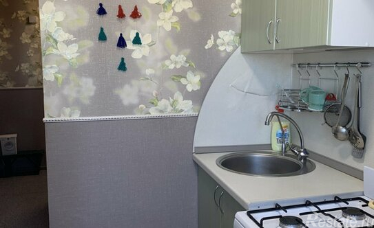 Продажа 1-комн квартиры на вторичном рынке пр-кт Ленина,  д. 81