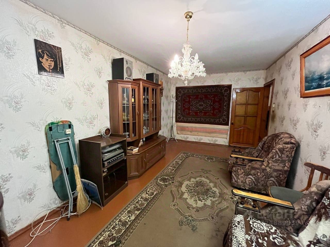 Продажа 2-комн квартиры на вторичном рынке Новлянский мкр, улица Новлянская, 16/2