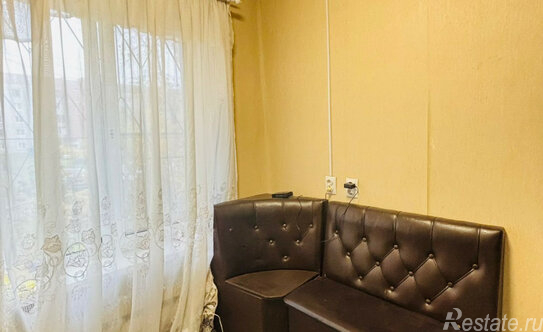 Продажа 1-комн квартиры на вторичном рынке Чехов, ул Весенняя,  д. 15