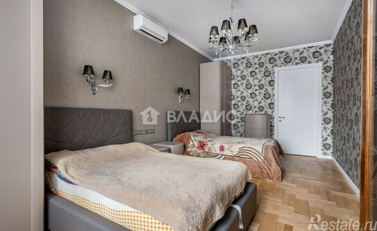 Продажа 3-комн квартиры на вторичном рынке улица Руставели,  д. 15