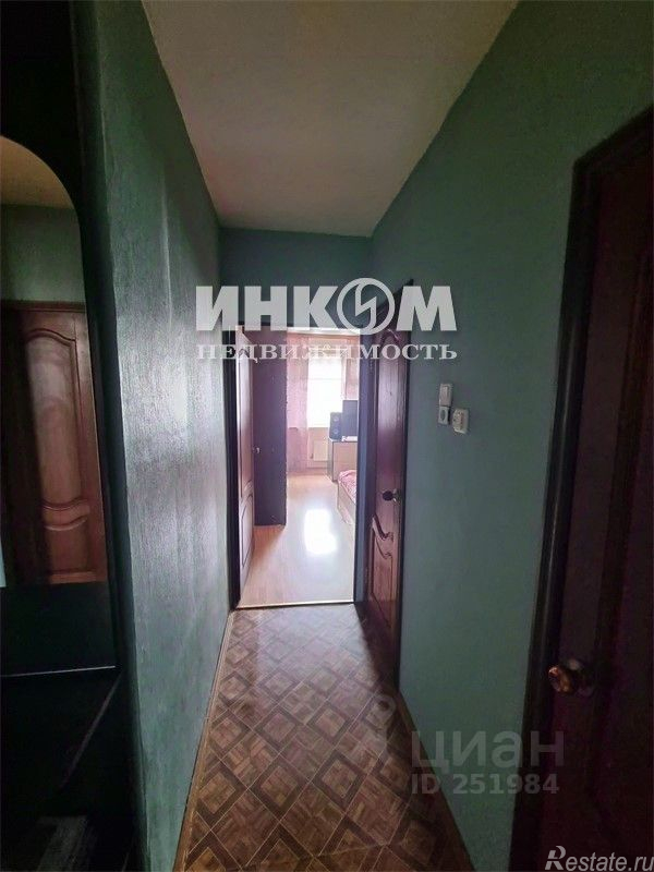 Продажа 2-комн квартиры на вторичном рынке Харьковский проезд,  д. 9 к2
