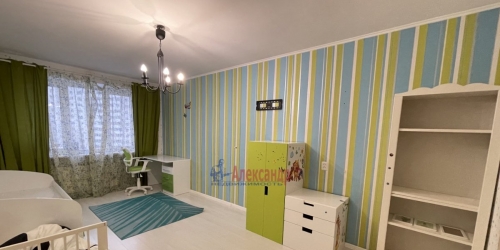 3-комн квартира Уточкина ул. ,  д. 2,  к. 2