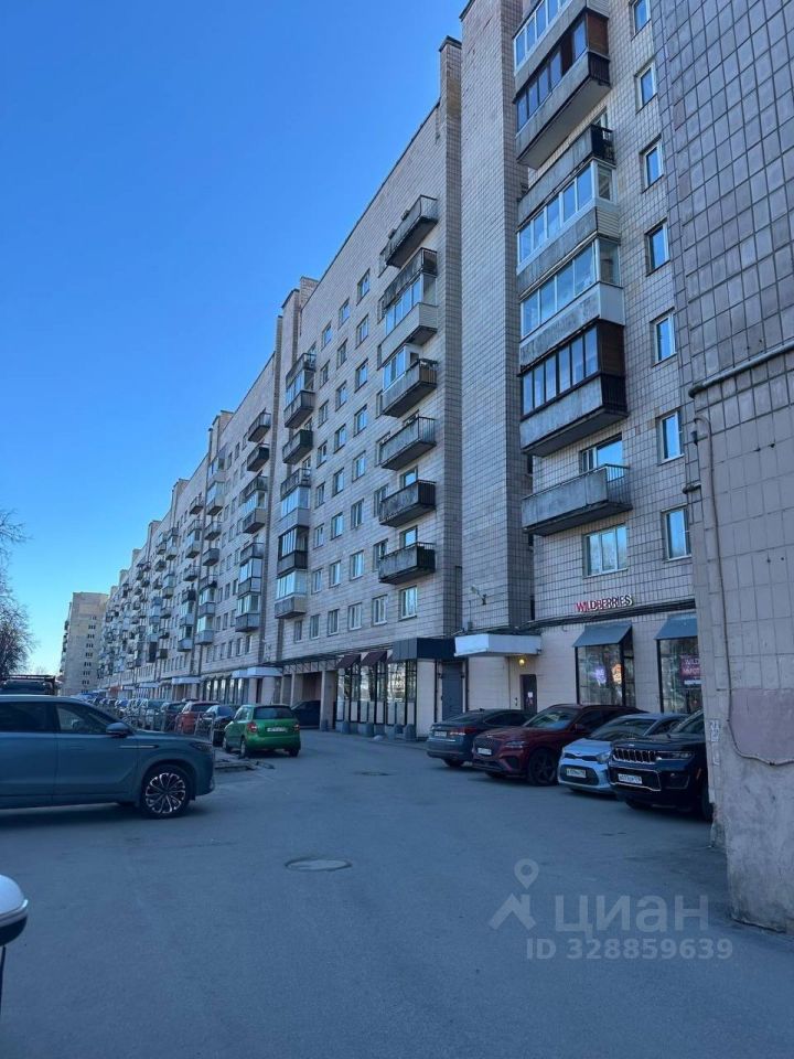 Продажа 1-комн квартиры на вторичном рынке Пискаревский проспект, 52
