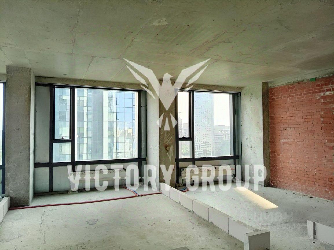 Продажа 4-комн квартиры на вторичном рынке Мичуринский проспект, 56