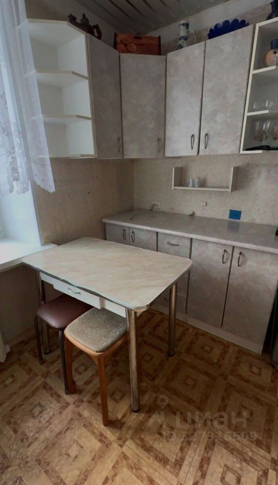 Продажа 2-комн квартиры на вторичном рынке проспект Ветеранов, 40
