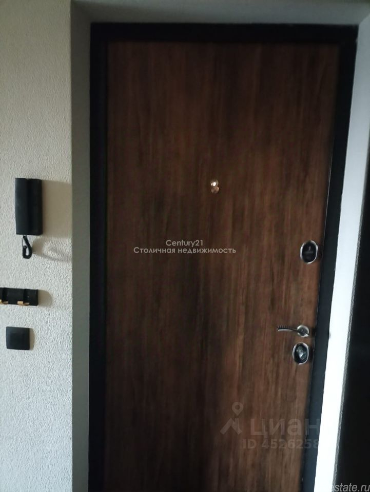 Продажа 4-комн квартиры на вторичном рынке Феодосийская улица,  д. 7 к3