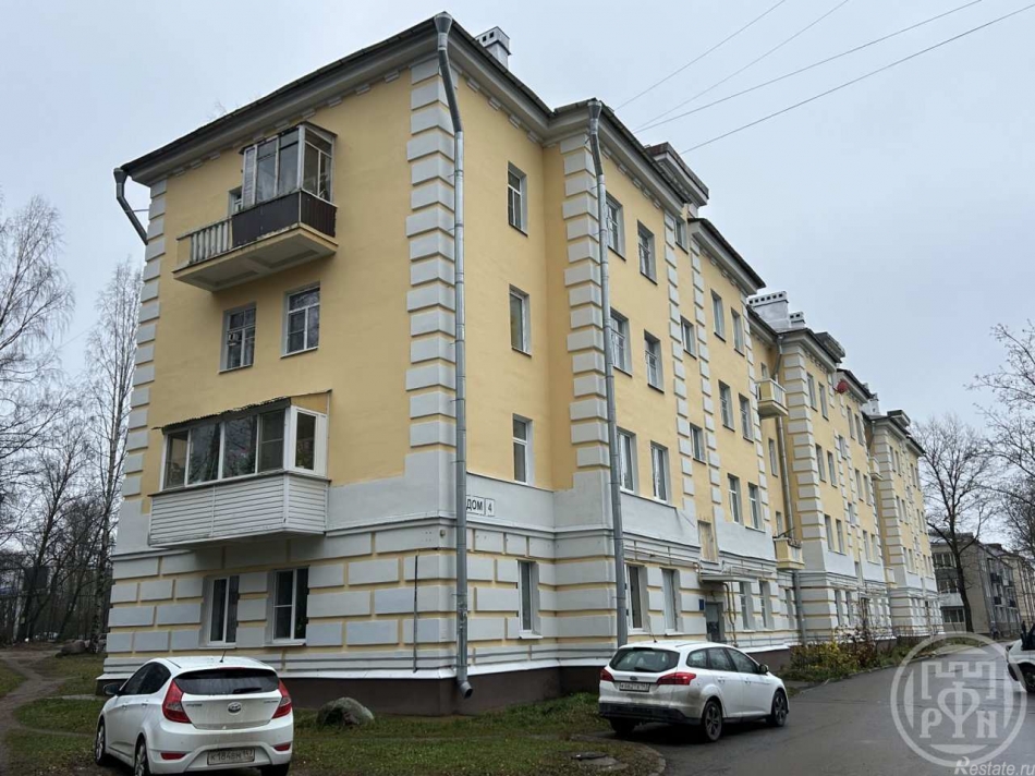 Продажа комнаты Сертолово г., Черная речка мкр,  д. 4