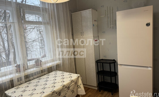 Аренда 2-комн квартиры на вторичном рынке улица Маршала Бирюзова,  д. 41