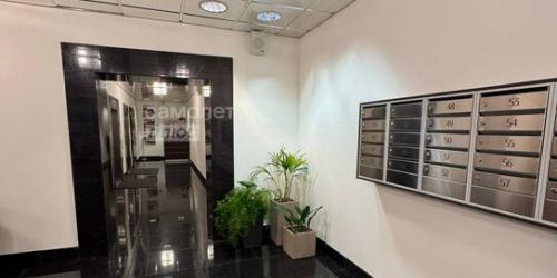 3-комн квартира улица Архитектора Власова,  д. 6