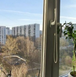 Продажа 3-комн квартиры на вторичном рынке Череповецкая улица,  д. 24