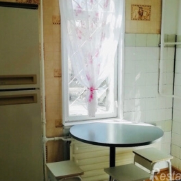 Продажа 3-комн квартиры на вторичном рынке Новаторов б-р,  д. 1